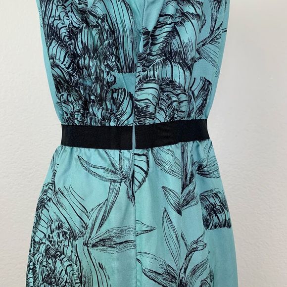 Elegant Floral Blue Dress - Picture 5 of 10